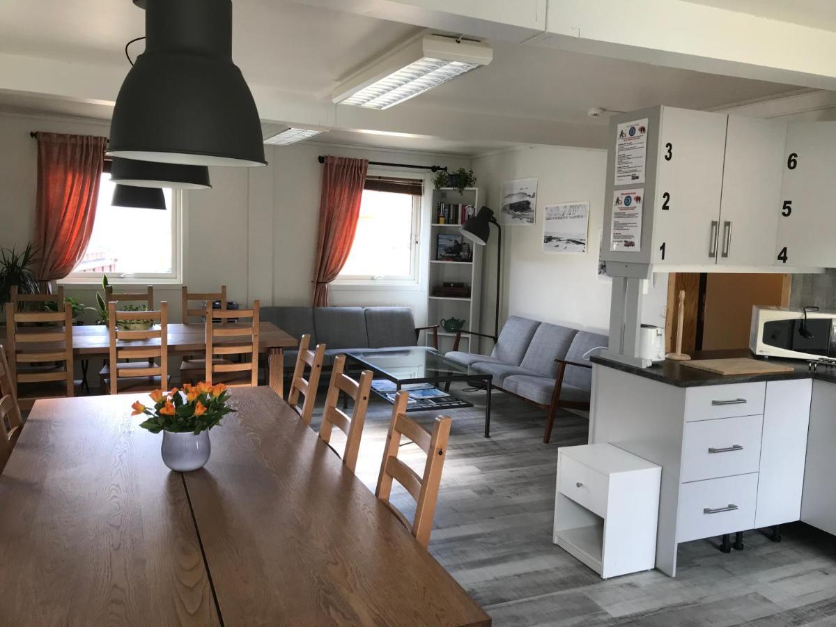 Haugen Pensjonat Svalbard Longyearbyen Exterior foto